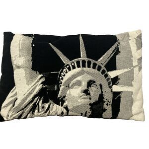 2012 Calderia USA Statue of Liberty New York 23” Pillow Very Nice